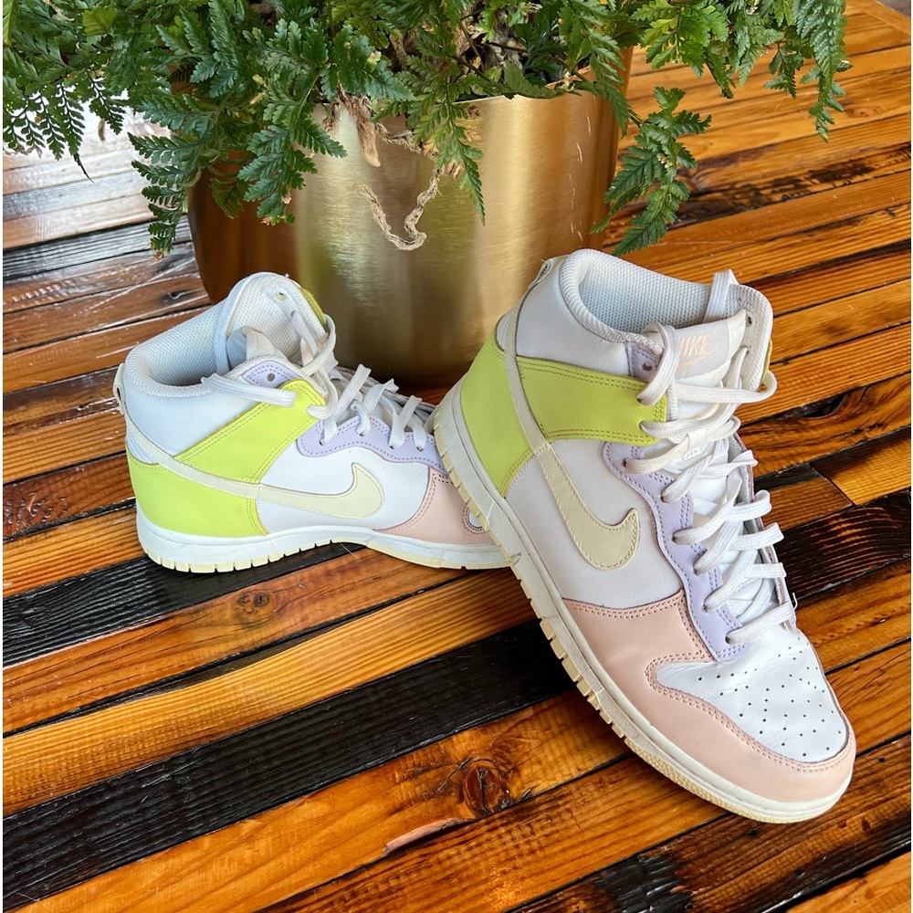 Nike Dunk High - Picture 10 of 11